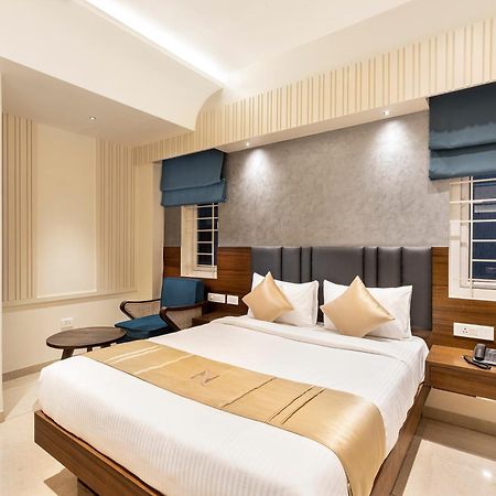 Narthaki Boutique Hotel Bangalore Exteriör bild